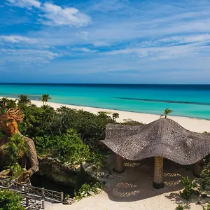 ***** Resort Palmaia The House Of Aia Wellness Mexico