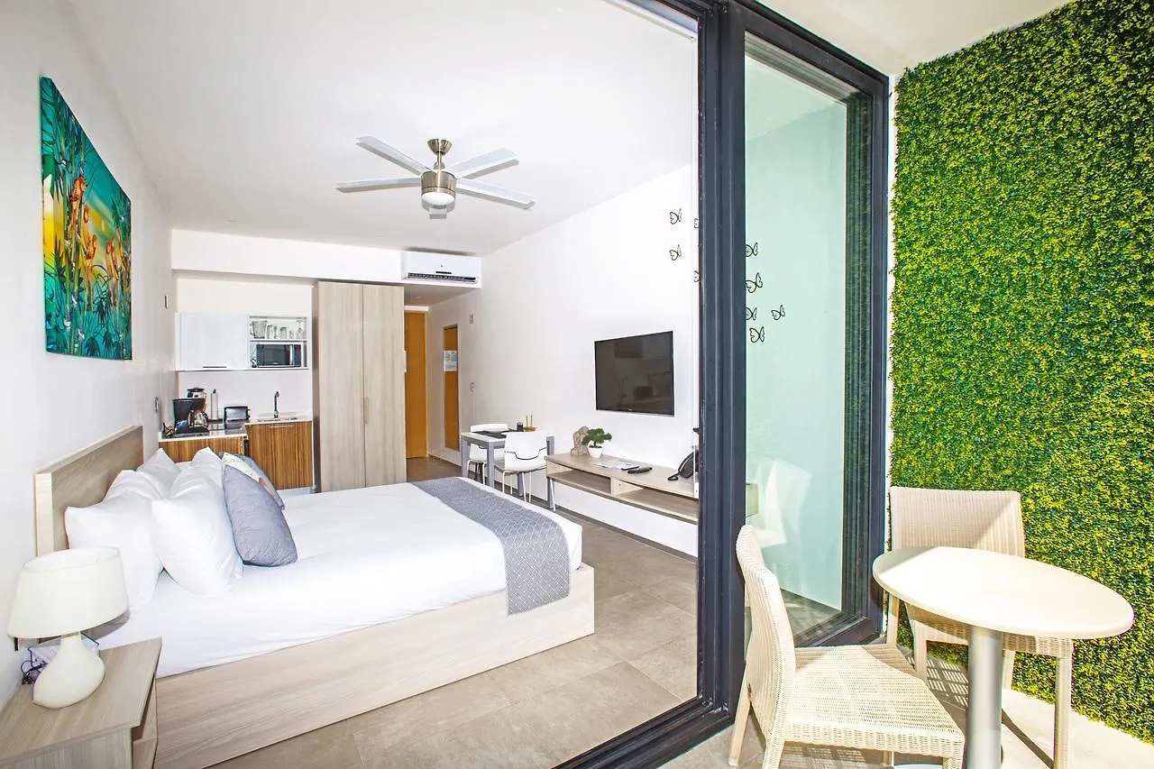 Klr The City Condos Playa del Carmen