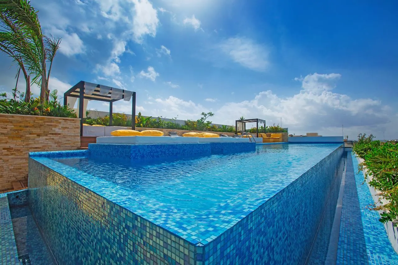 Klr The City Condos Playa del Carmen Mexiko